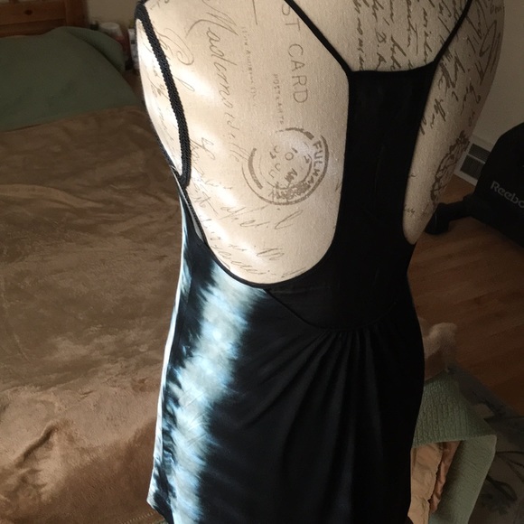 Black and white Tunic - Size M - Picture 3 of 7